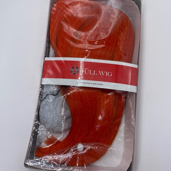 NWT-  NEON ORANGE STRAIGHT ROUNDED CHINA BANG BOB by - Mane Concept Futura - Picture 5 of 7